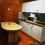 Apartman Baross-hat 5 *