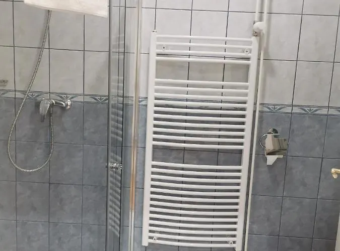 Baross-hat 5 公寓 索尔诺克