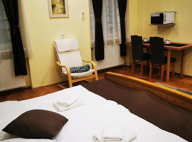 Baross-hat 5 * 索尔诺克